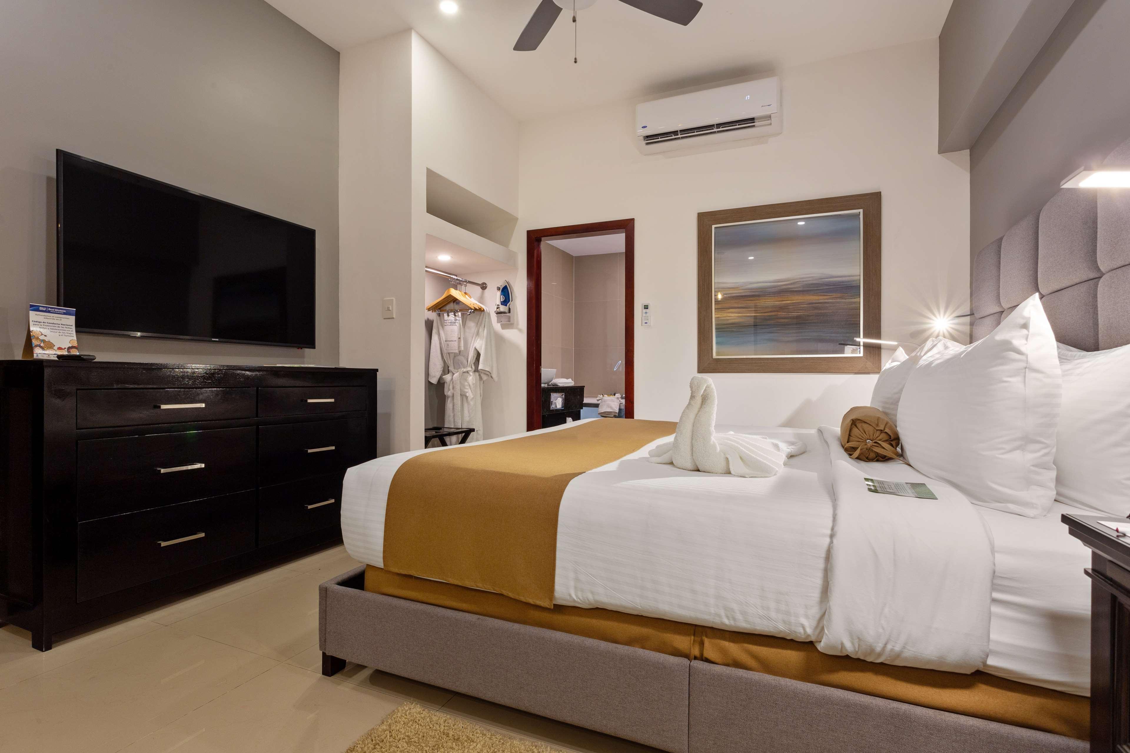 Best Western Plus Belize Biltmore Plaza Belize City Zewnętrze zdjęcie