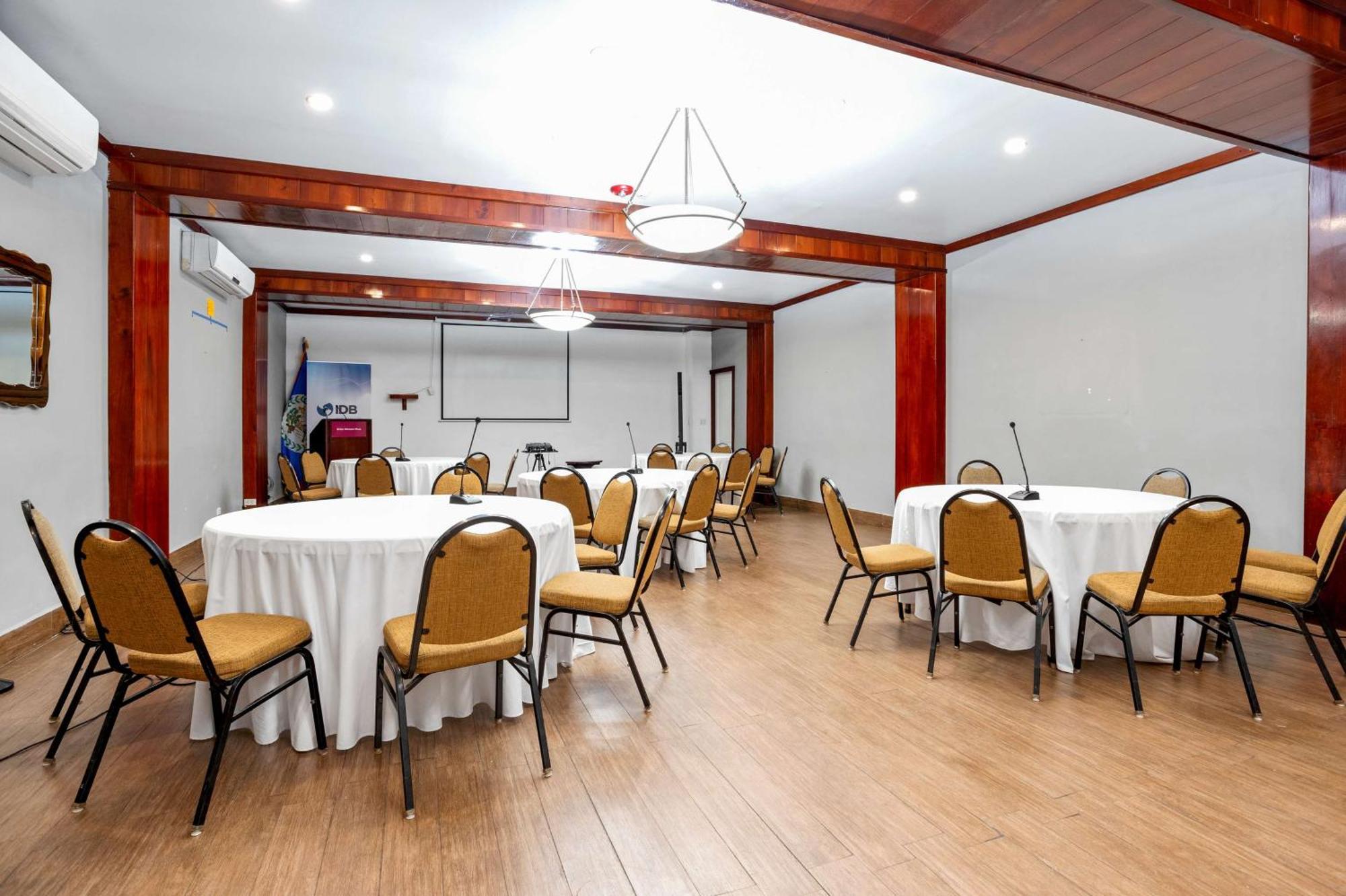 Best Western Plus Belize Biltmore Plaza Belize City Zewnętrze zdjęcie